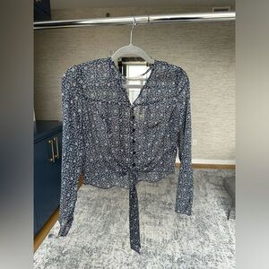 Floral cropped blouse